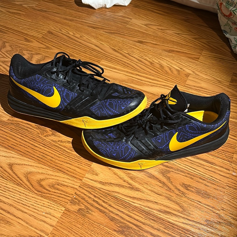 Kobe Mentality Purple and Gold